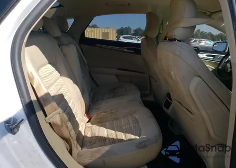 2016 Ford Fusion Se z USA, uszkodzony, nr VIN 3FA6P0H77GR345629